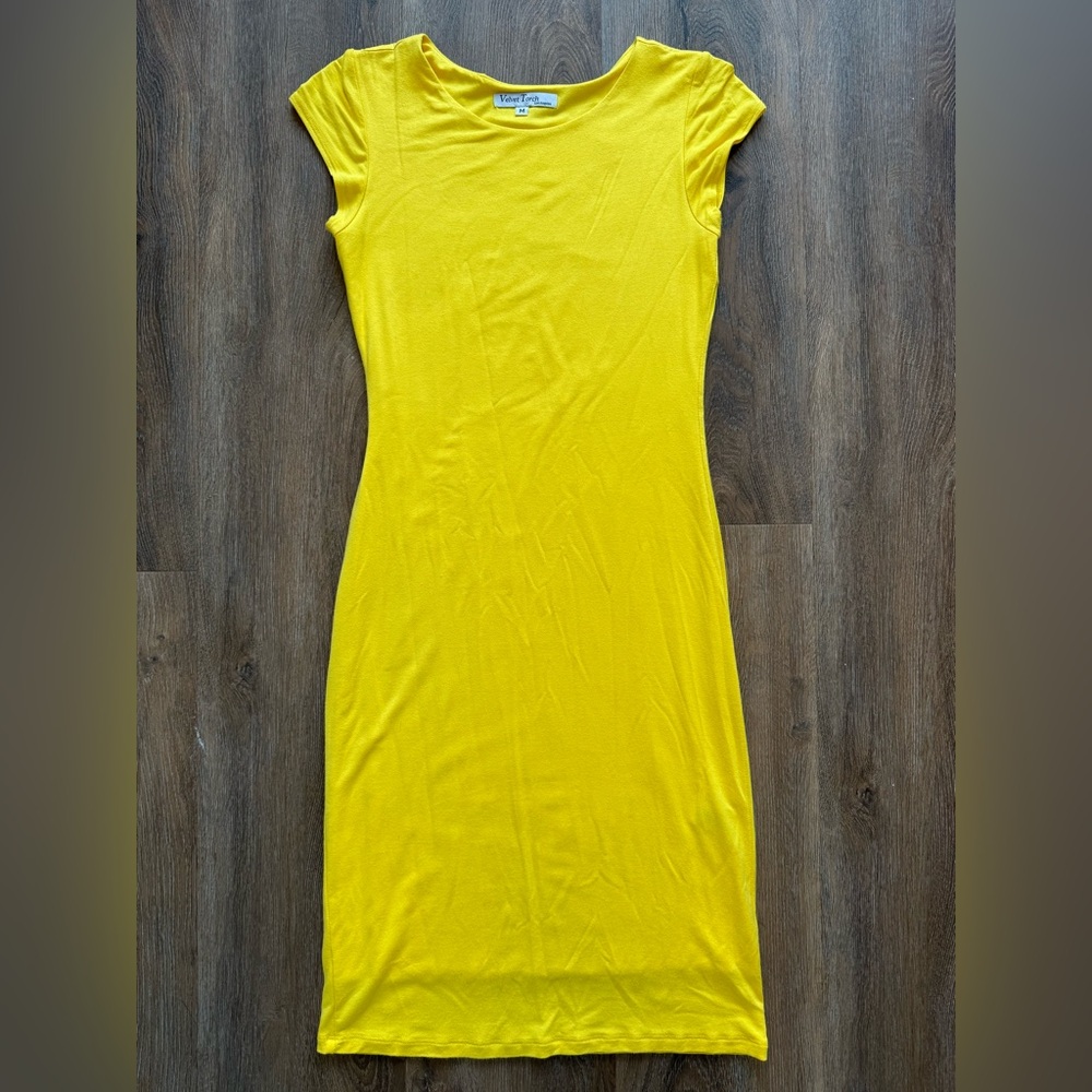 NWOT Velvet Touch Los Angeles double lined midi dress- lemon yellow in medium